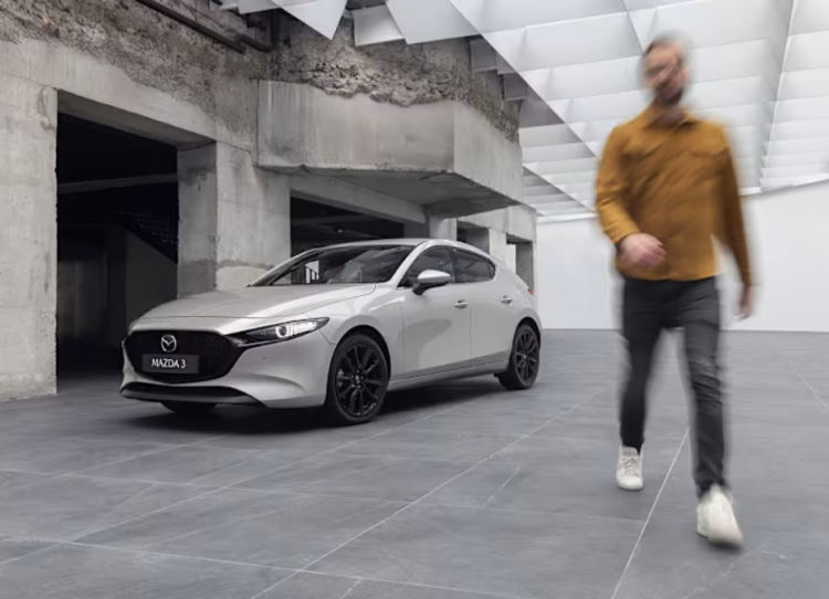 MAZDA3